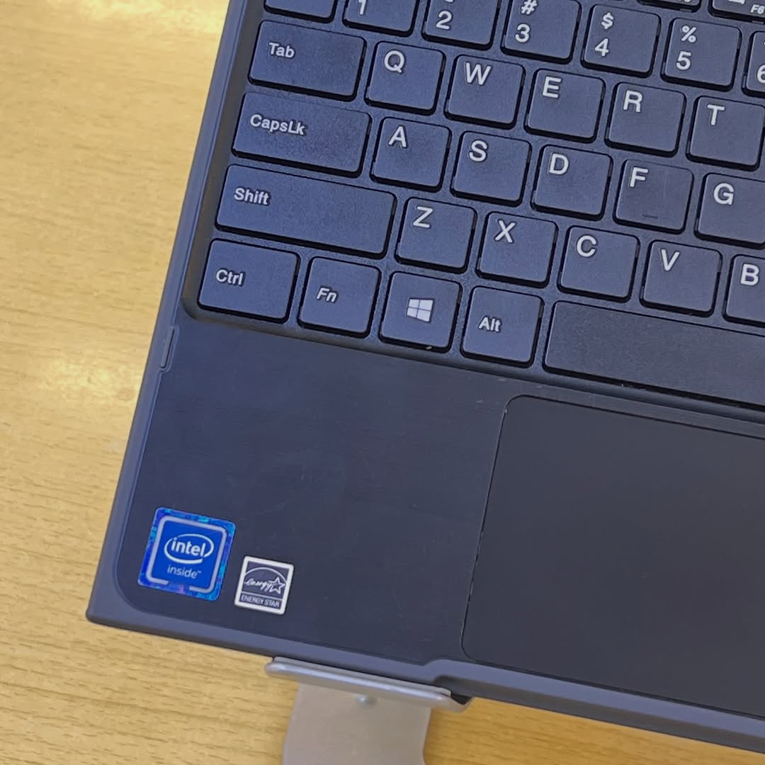 Lenovo 100e Chromebook Box